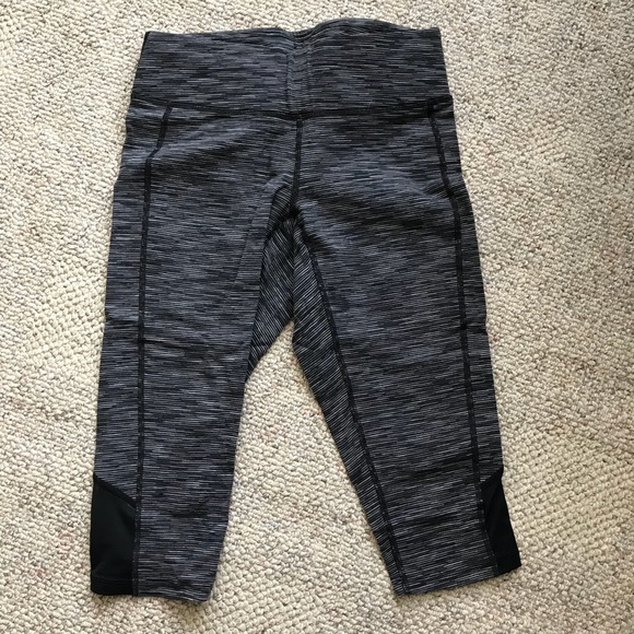 Lucy Crops - Picture 2 of 3